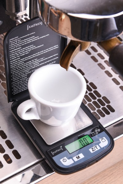 Espresso Waage - Kaffeewaage Barista by JoeFrex